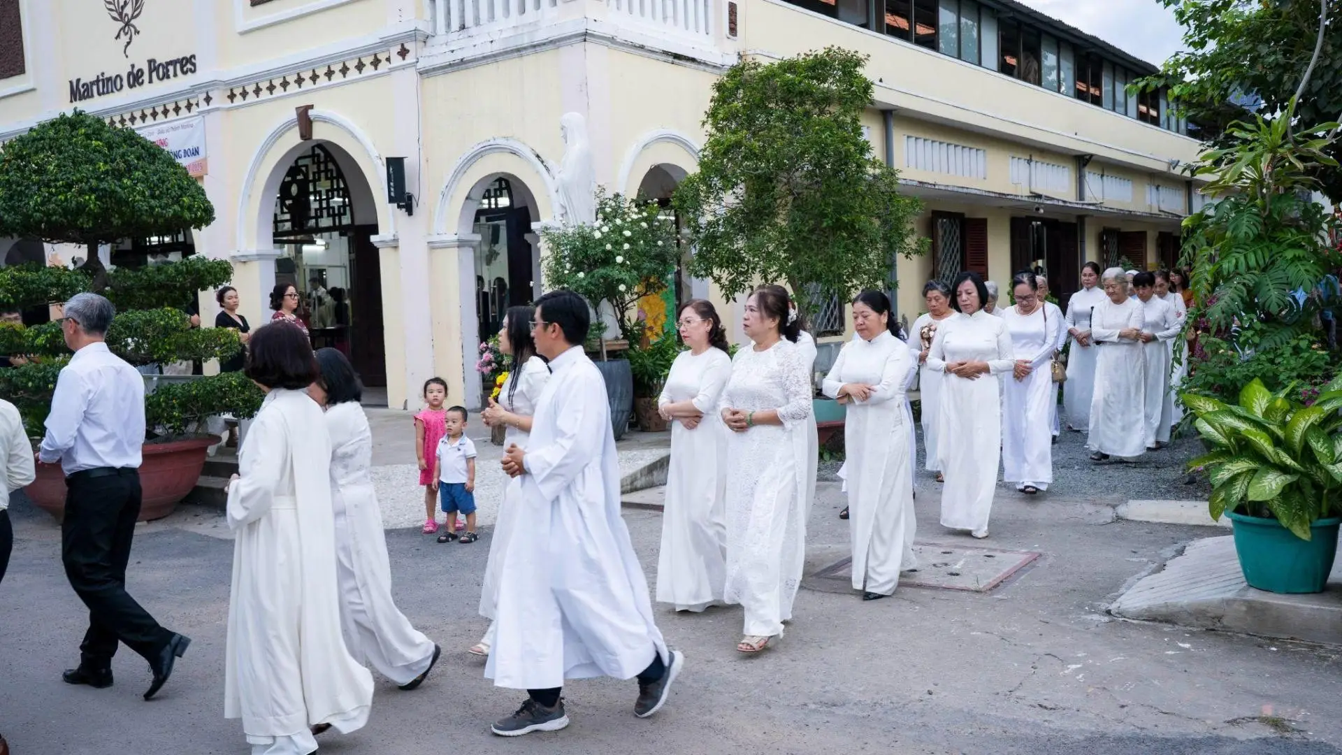 Lưu nháp tự động