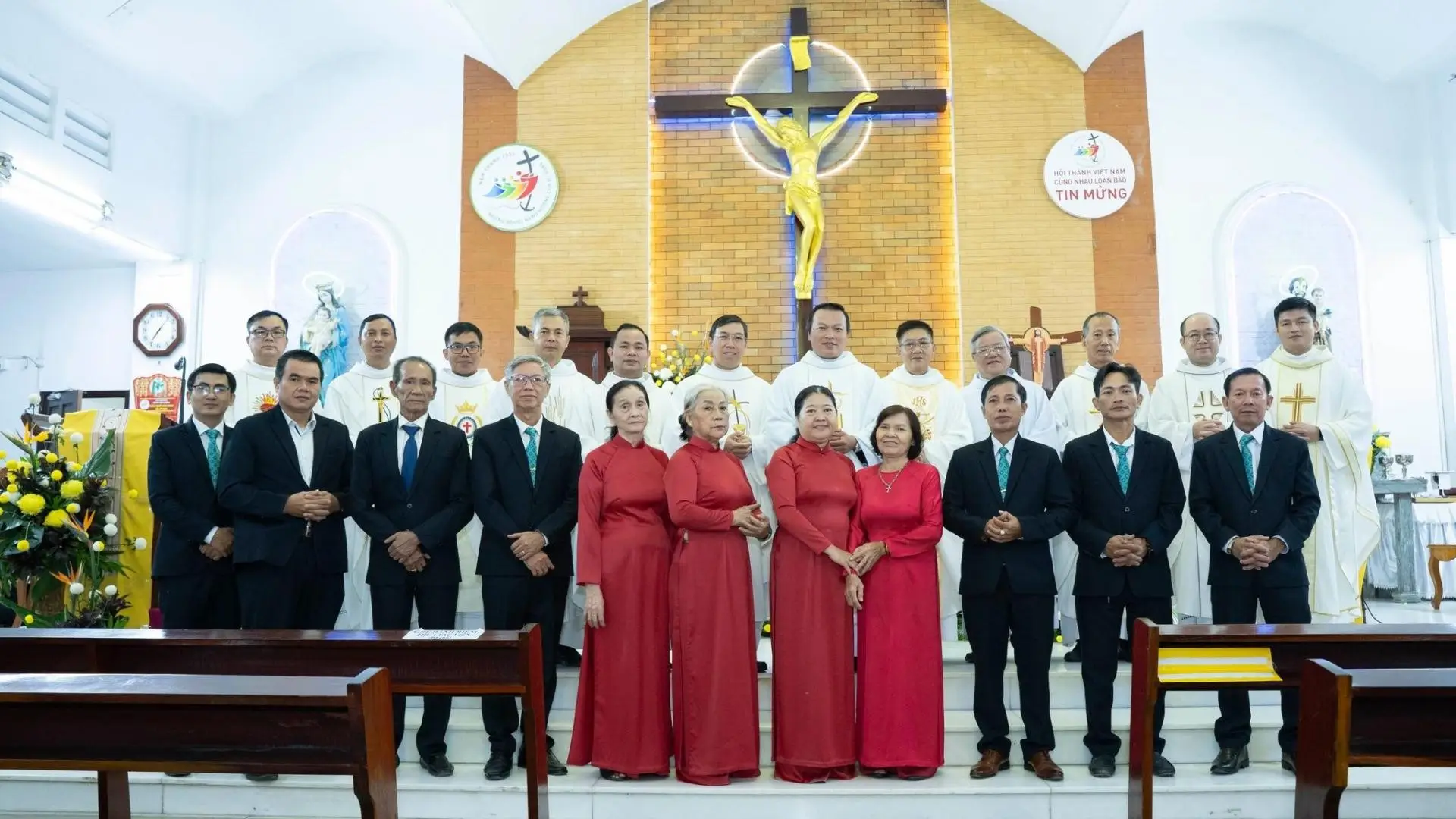 THÁNH LỄ KÍNH THÁNH MARTINO DE PORRES – MỪNG QUAN THẦY GIÁO XỨ