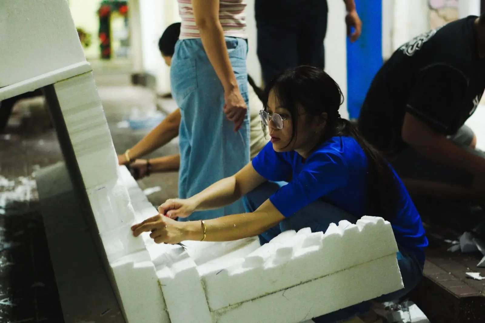 Ban Hành Giáo trang hoàng nhà thờ chuẩn bị đón Giáng Sinh 31 Ban Hành Giáo trang hoàng nhà thờ chuẩn bị đón Giáng Sinh - ảnh 30