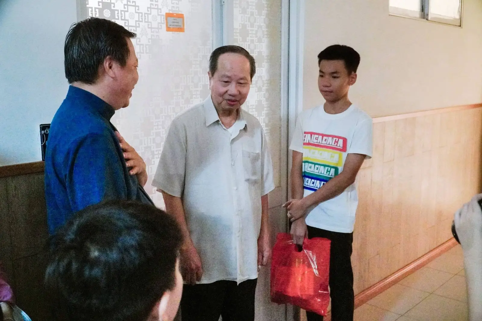 Ban Thường Vụ thăm và tặng quà 16 Cha hưu dưỡng ngày 22.06.2024 18 Ban Thường Vụ thăm và tặng quà 16 Cha hưu dưỡng ngày 22.06.2024 - ảnh 17