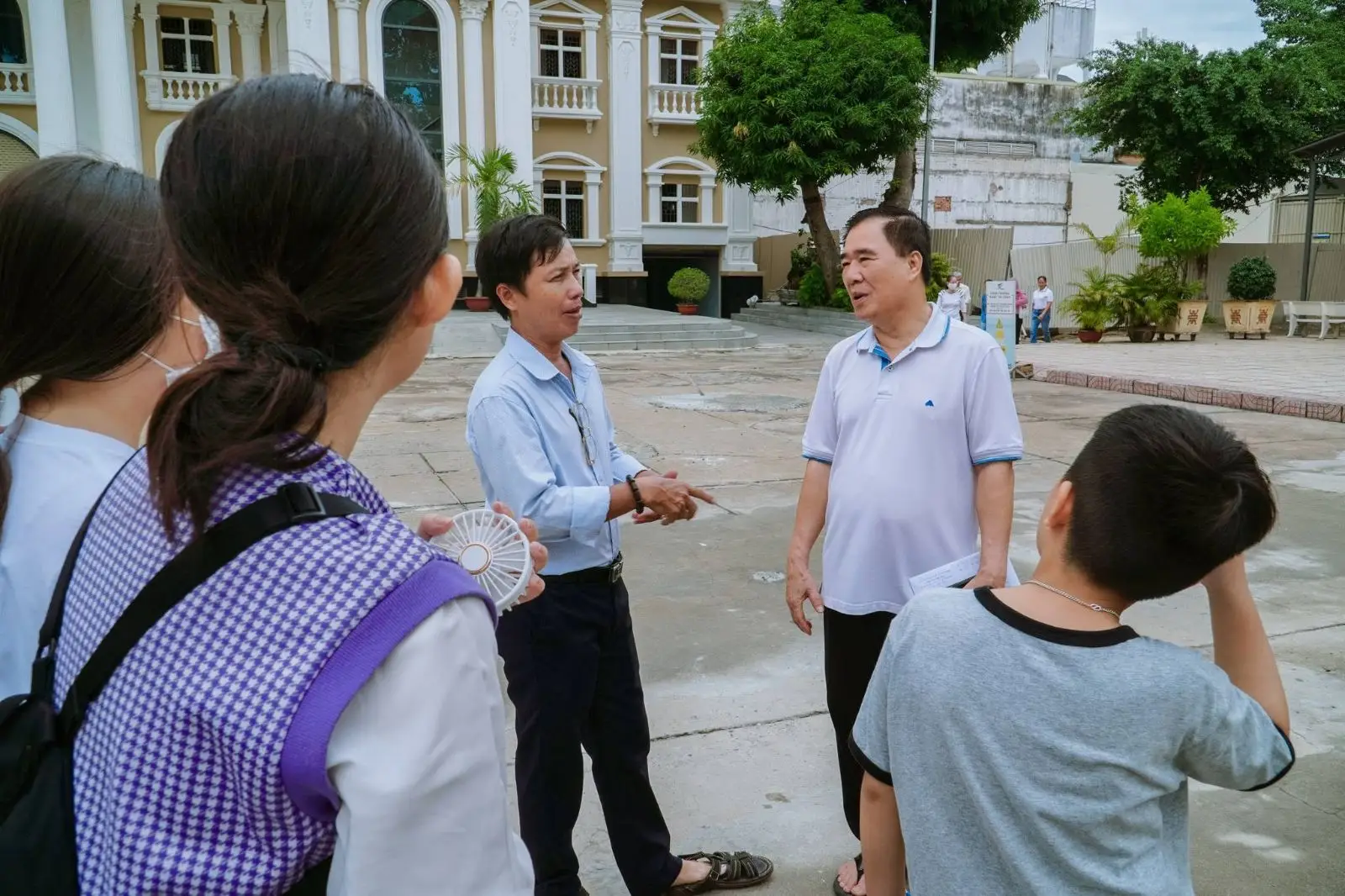 Ban Thường Vụ thăm và tặng quà 16 Cha hưu dưỡng ngày 22.06.2024 70 Ban Thường Vụ thăm và tặng quà 16 Cha hưu dưỡng ngày 22.06.2024 - ảnh 69