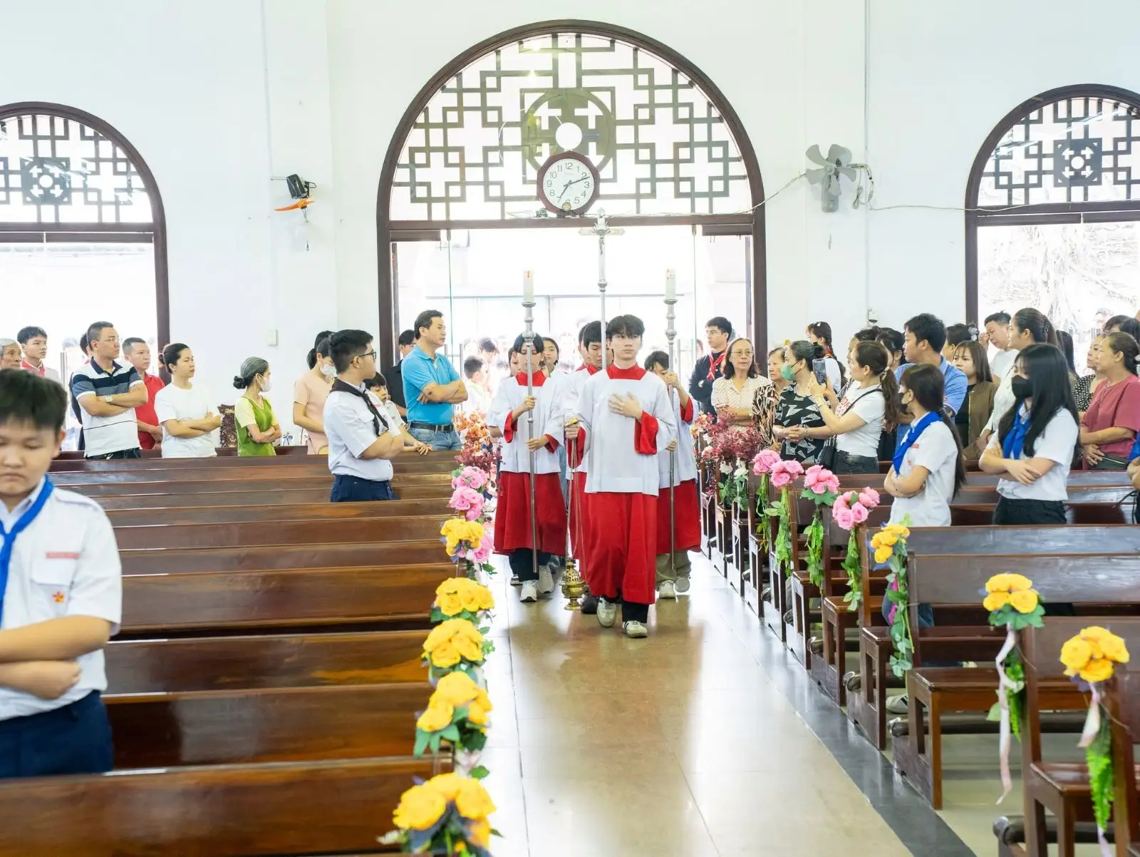 Bế giảng năm học giáo lý và đón 6 thành viên mới gia nhập Ngôi nhà Thiếu Nhi 21 Bế giảng năm học giáo lý và đón 6 thành viên mới gia nhập Ngôi nhà Thiếu Nhi - ảnh 20
