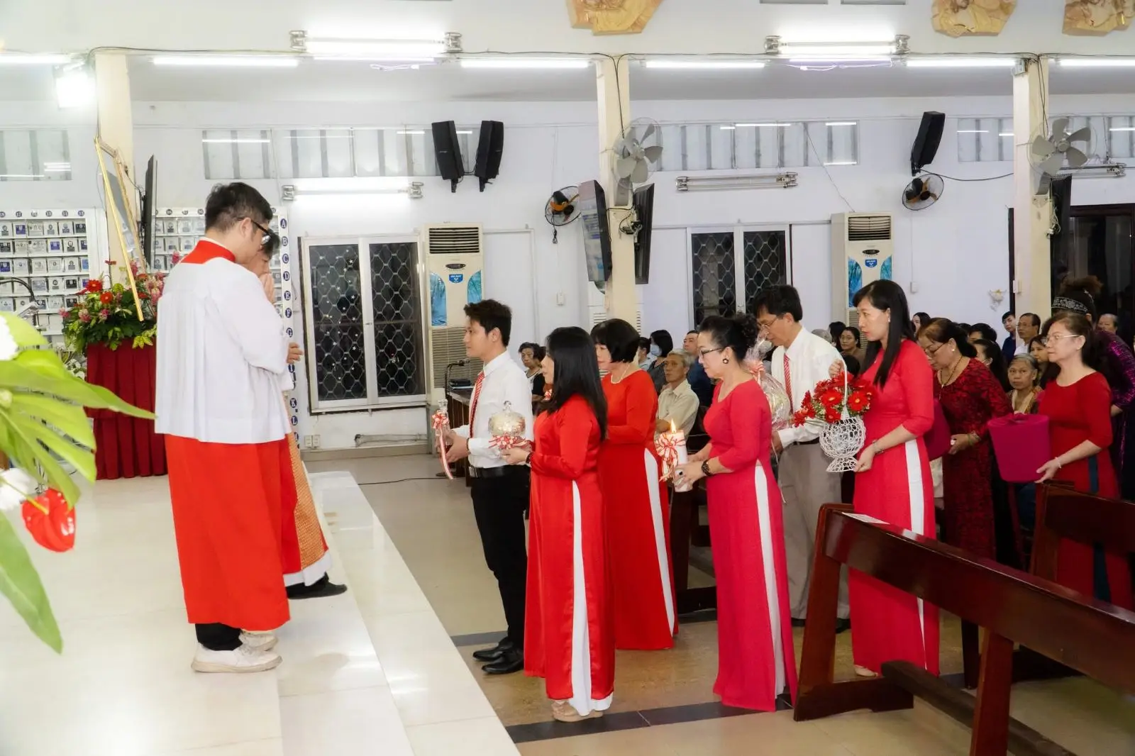 Bổn mạng ca đoàn Hiệp Nhất – lễ các Thánh Tử Đạo Việt Nam 17.11.2024 17 Bổn mạng ca đoàn Hiệp Nhất – lễ các Thánh Tử Đạo Việt Nam 17.11.2024 - ảnh 16