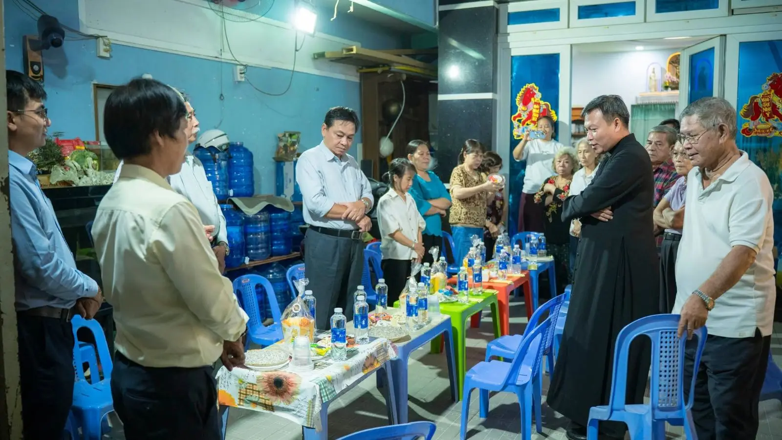 Cha Sở Giuse và Ban Thường Vụ thăm chúc Tết ngày 08.02.2026 3 Cha Sở Giuse và Ban Thường Vụ thăm chúc Tết ngày 08.02.2026 - ảnh 2