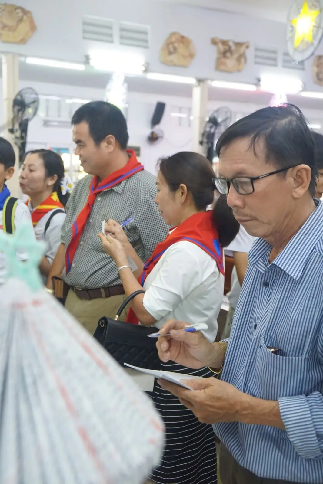 Cuộc thi trang trí hang đá Giáng Sinh 2023 – phần chấm điểm 10 Cuộc thi trang trí hang đá Giáng Sinh 2023 – phần chấm điểm - ảnh 9