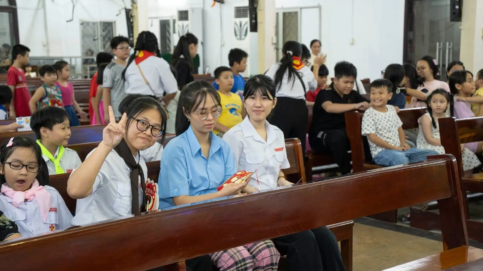 Đêm Trung Thu 2025 của thiếu nhi Giáo xứ Thánh Martino 17 Đêm Trung Thu 2025 của thiếu nhi Giáo xứ Thánh Martino - ảnh 16