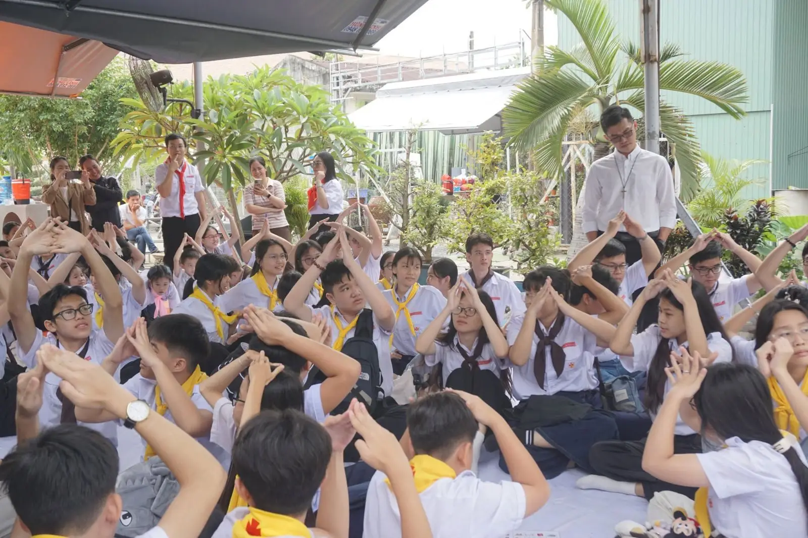 Đố vui quan thầy Xứ Đoàn Các Thánh Tử Đạo Việt Nam và kỷ niệm 2 năm thành lập 3 Đố vui quan thầy Xứ Đoàn Các Thánh Tử Đạo Việt Nam và kỷ niệm 2 năm thành lập - ảnh 2