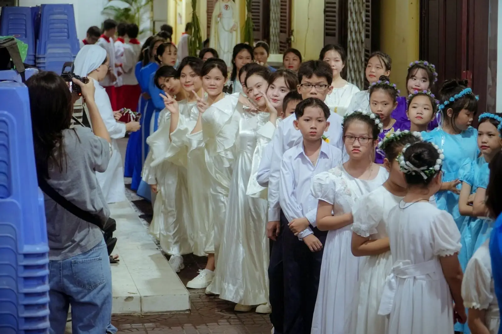 Giã hoa tháng Hoa dâng Mẹ 31.05.2024 tại Giáo xứ Thánh Martino 15 Giã hoa tháng Hoa dâng Mẹ 31.05.2024 tại Giáo xứ Thánh Martino - ảnh 14