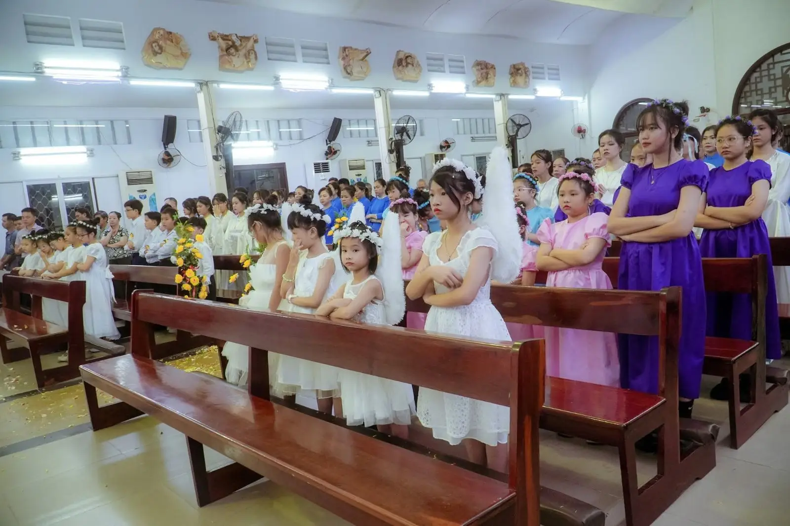 Giã hoa tháng Hoa dâng Mẹ 31.05.2024 tại Giáo xứ Thánh Martino 23 Giã hoa tháng Hoa dâng Mẹ 31.05.2024 tại Giáo xứ Thánh Martino - ảnh 22