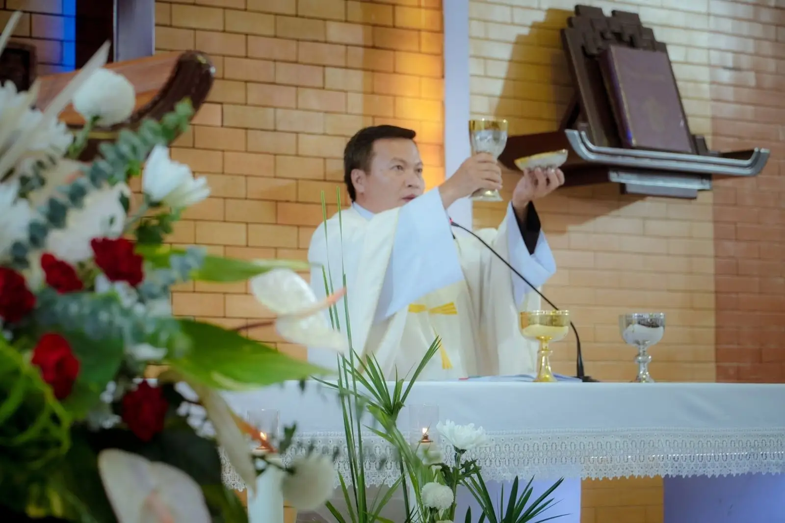 Giã hoa tháng Hoa dâng Mẹ 31.05.2024 tại Giáo xứ Thánh Martino 29 Giã hoa tháng Hoa dâng Mẹ 31.05.2024 tại Giáo xứ Thánh Martino - ảnh 28