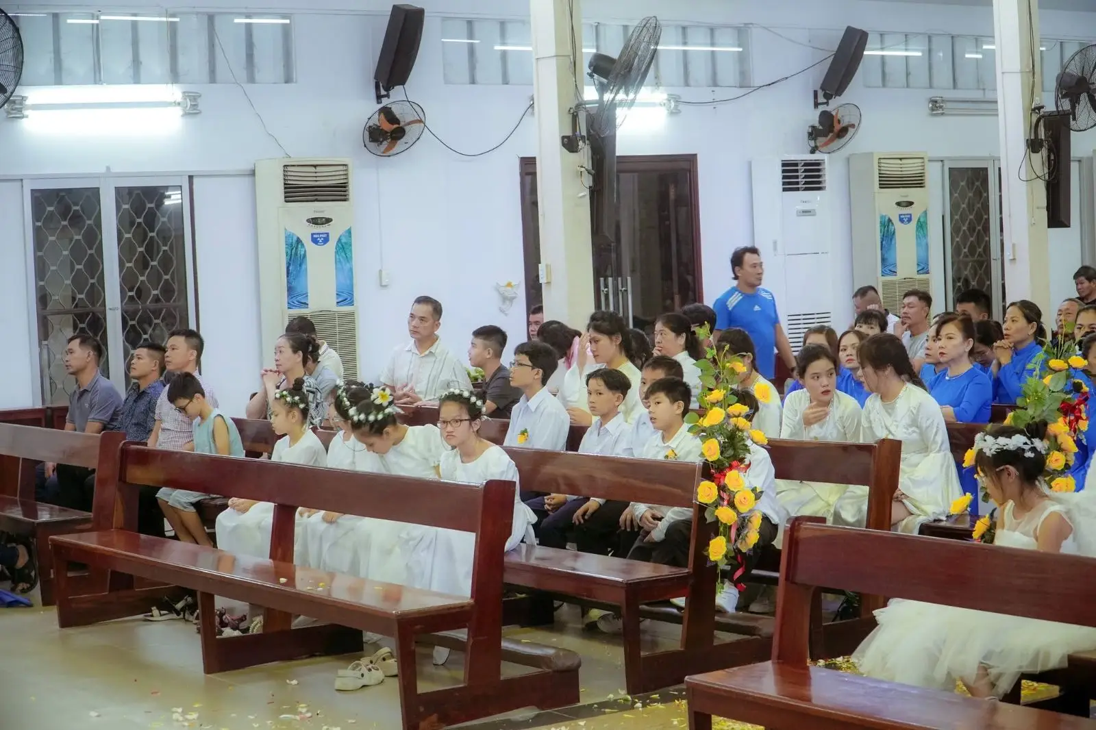 Giã hoa tháng Hoa dâng Mẹ 31.05.2024 tại Giáo xứ Thánh Martino 34 Giã hoa tháng Hoa dâng Mẹ 31.05.2024 tại Giáo xứ Thánh Martino - ảnh 33