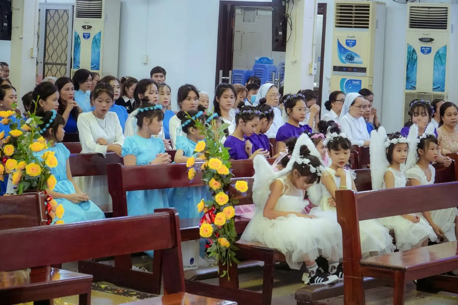 Giã hoa tháng Hoa dâng Mẹ 31.05.2024 tại Giáo xứ Thánh Martino 45 Giã hoa tháng Hoa dâng Mẹ 31.05.2024 tại Giáo xứ Thánh Martino - ảnh 44
