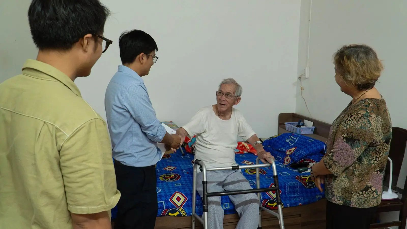 Hành hương lòng Chúa thương xót ngày 26.04.2025 của giáo dân Giáo xứ Thánh Martino 14 Hành hương lòng Chúa thương xót ngày 26.04.2025 của giáo dân Giáo xứ Thánh Martino - ảnh 13