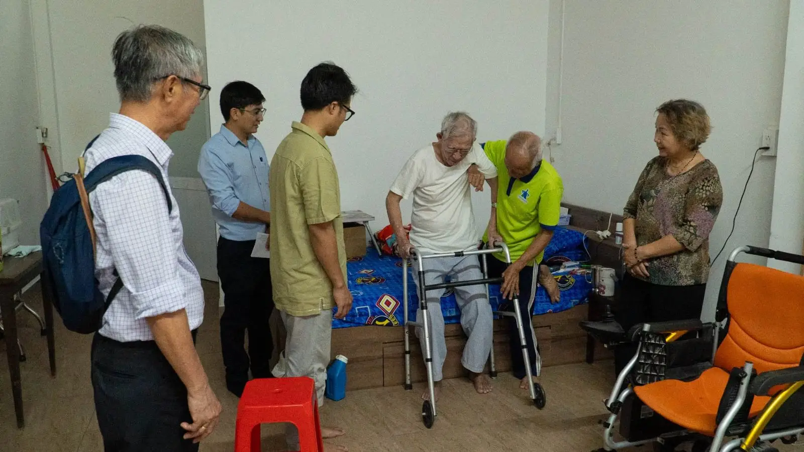 Hành hương lòng Chúa thương xót ngày 26.04.2025 của giáo dân Giáo xứ Thánh Martino 16 Hành hương lòng Chúa thương xót ngày 26.04.2025 của giáo dân Giáo xứ Thánh Martino - ảnh 15