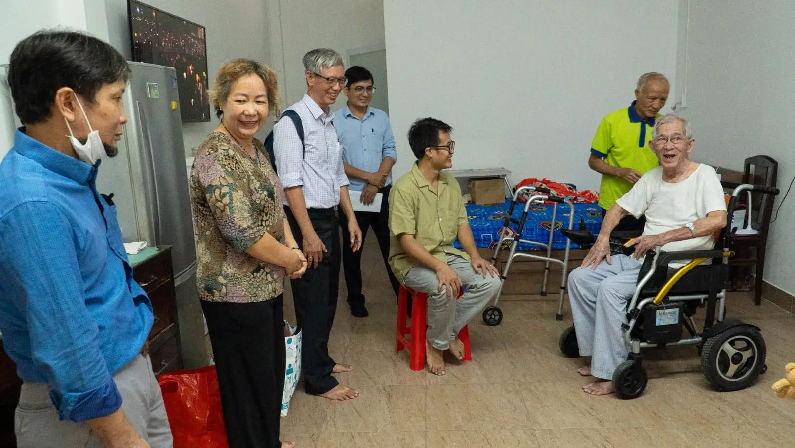 Hành hương lòng Chúa thương xót ngày 26.04.2025 của giáo dân Giáo xứ Thánh Martino 17 Hành hương lòng Chúa thương xót ngày 26.04.2025 của giáo dân Giáo xứ Thánh Martino - ảnh 16