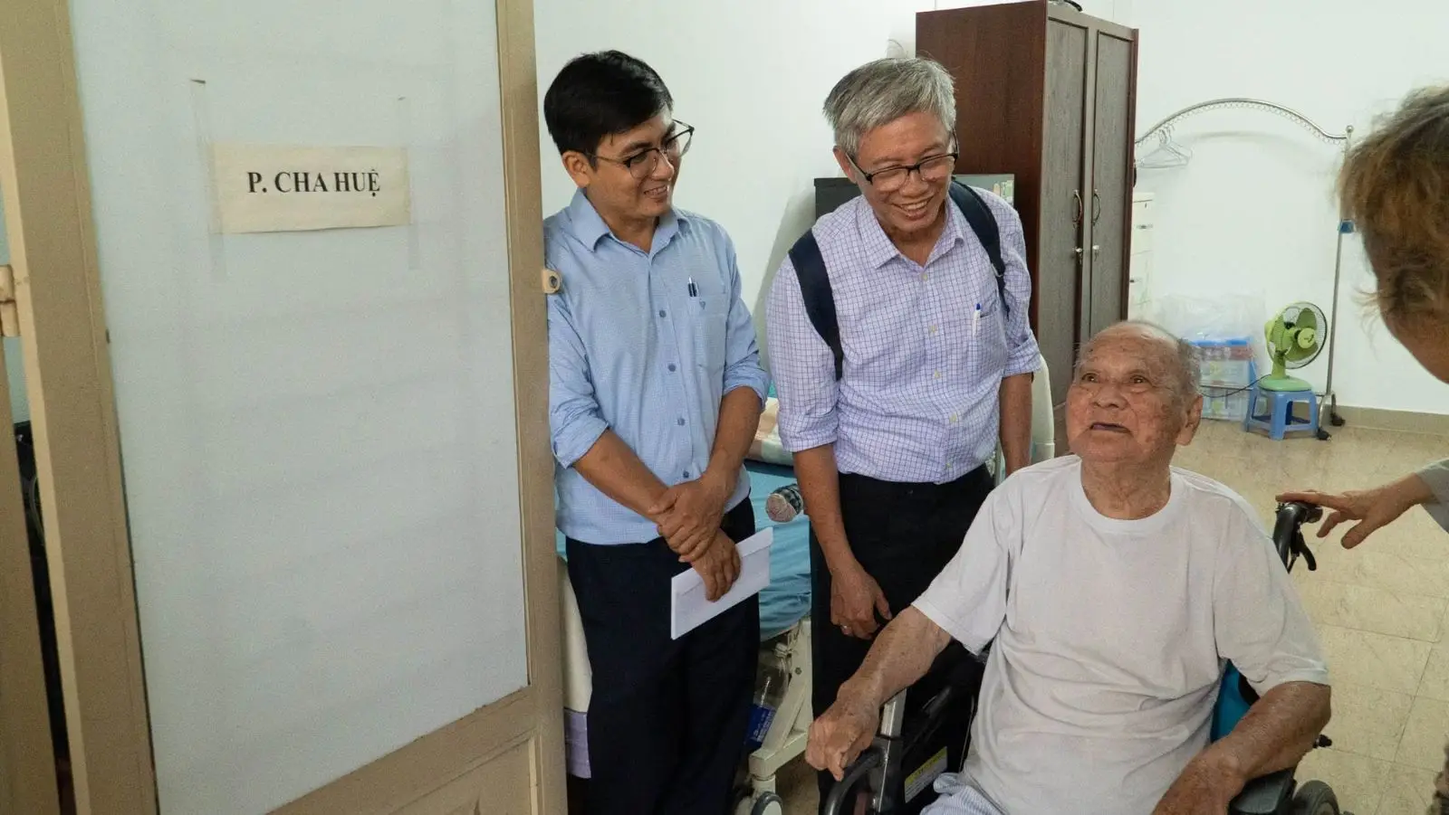 Hành hương lòng Chúa thương xót ngày 26.04.2025 của giáo dân Giáo xứ Thánh Martino 4 Hành hương lòng Chúa thương xót ngày 26.04.2025 của giáo dân Giáo xứ Thánh Martino - ảnh 3