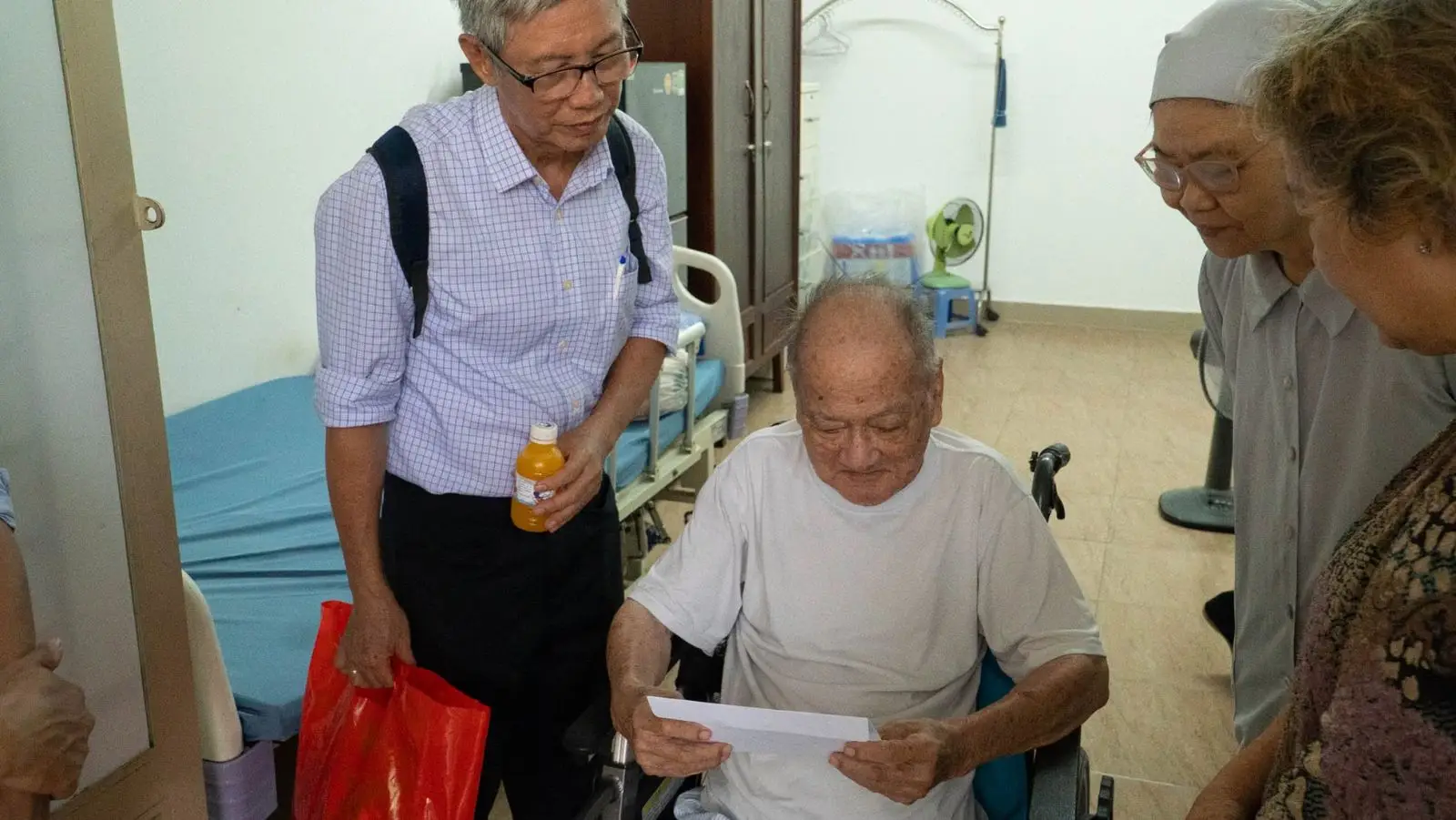 Hành hương lòng Chúa thương xót ngày 26.04.2025 của giáo dân Giáo xứ Thánh Martino 7 Hành hương lòng Chúa thương xót ngày 26.04.2025 của giáo dân Giáo xứ Thánh Martino - ảnh 6