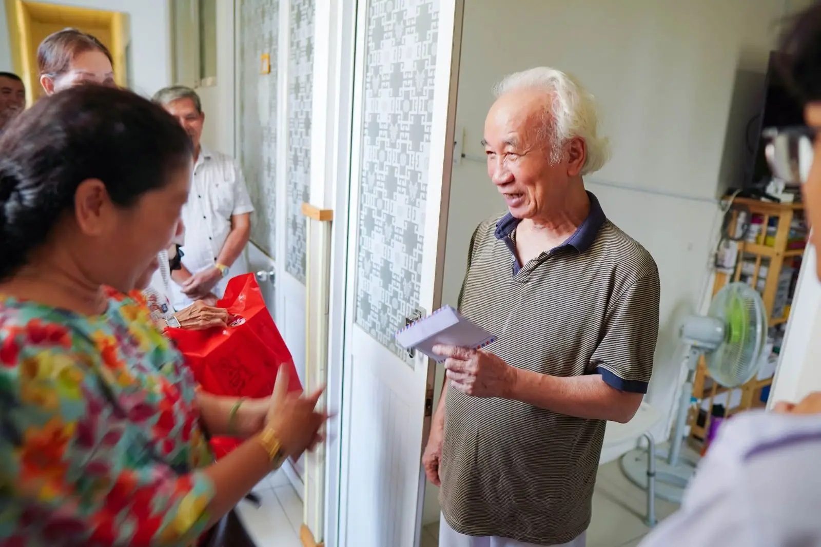 Hành hương lòng Chúa thương xót ngày 26.04.2025 của giáo dân Giáo xứ Thánh Martino 64 Hành hương lòng Chúa thương xót ngày 26.04.2025 của giáo dân Giáo xứ Thánh Martino - ảnh 63