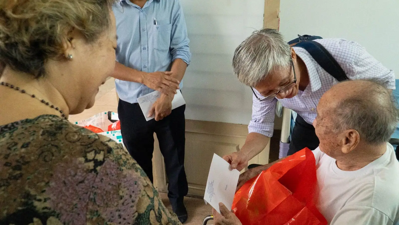 Hành hương lòng Chúa thương xót ngày 26.04.2025 của giáo dân Giáo xứ Thánh Martino 10 Hành hương lòng Chúa thương xót ngày 26.04.2025 của giáo dân Giáo xứ Thánh Martino - ảnh 9