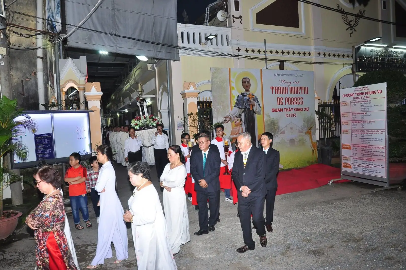Hình ảnh thánh lễ mừng bổn mạng Giáo xứ Thánh Martino 11/11/2023 - ảnh 2