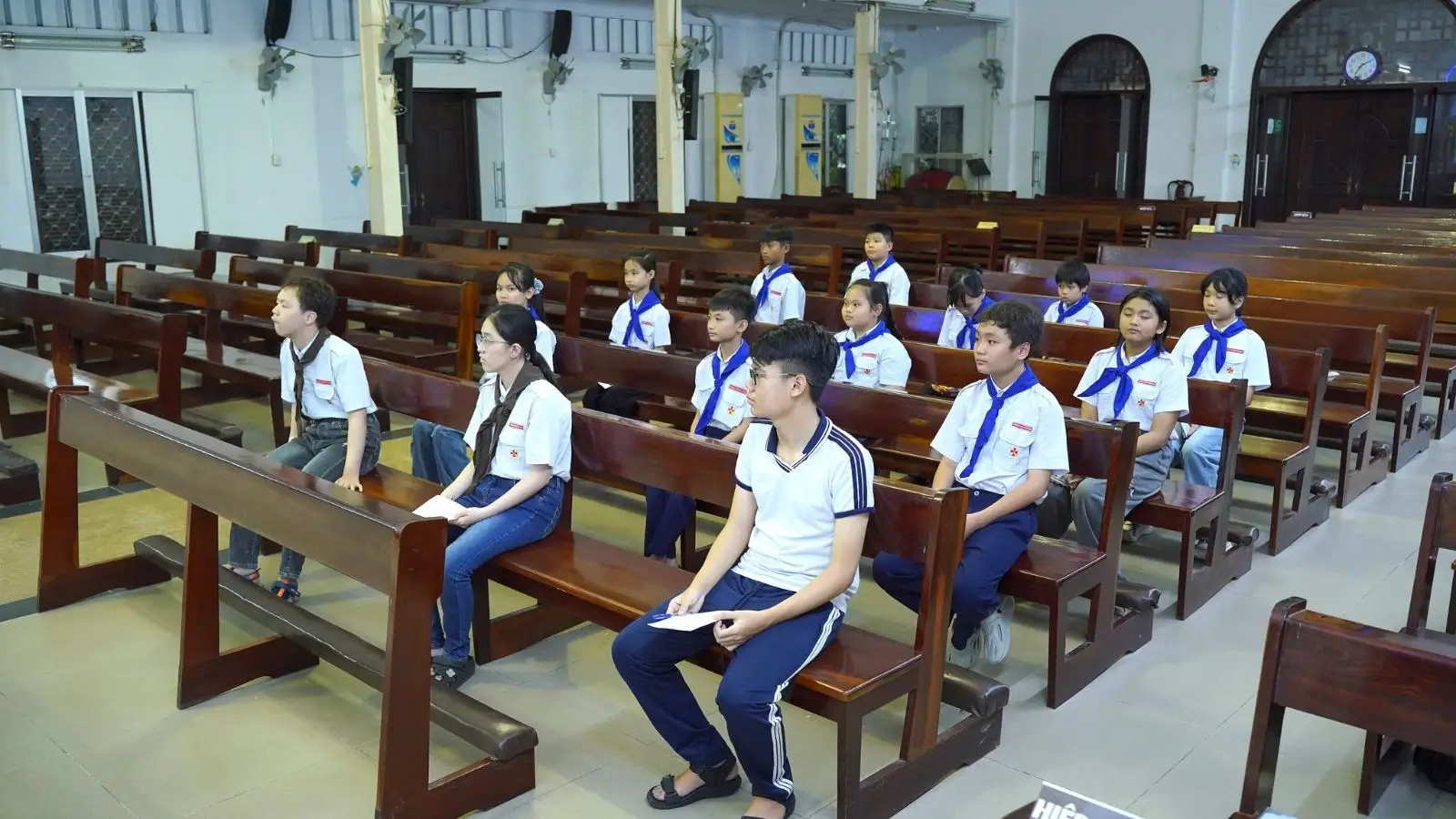Các em lớp Thêm Sức 1 lãnh nhận Bí tích Hòa Giải lần đầu 2026 - ảnh 4