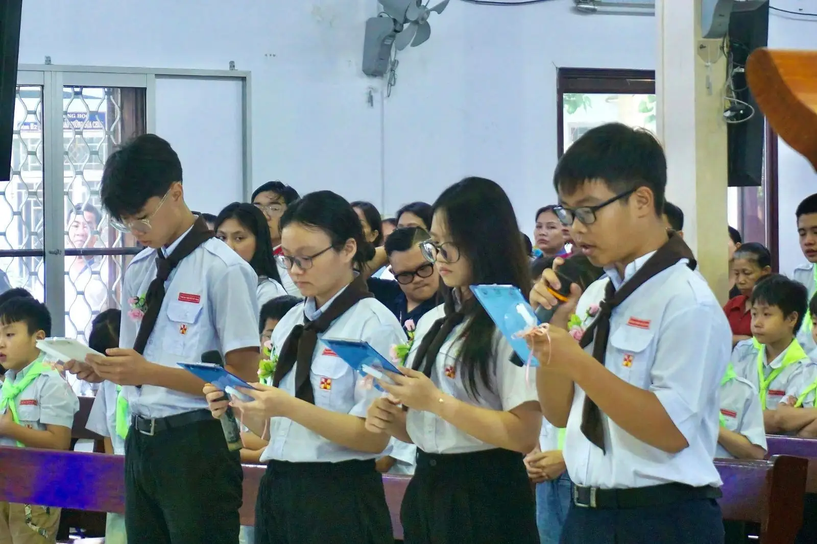 Kỷ niệm tuổi Nghĩa Sĩ: Thánh lễ Tuyên Hứa Bao Đồng và Rước Lễ Trọng Thể - ảnh 11