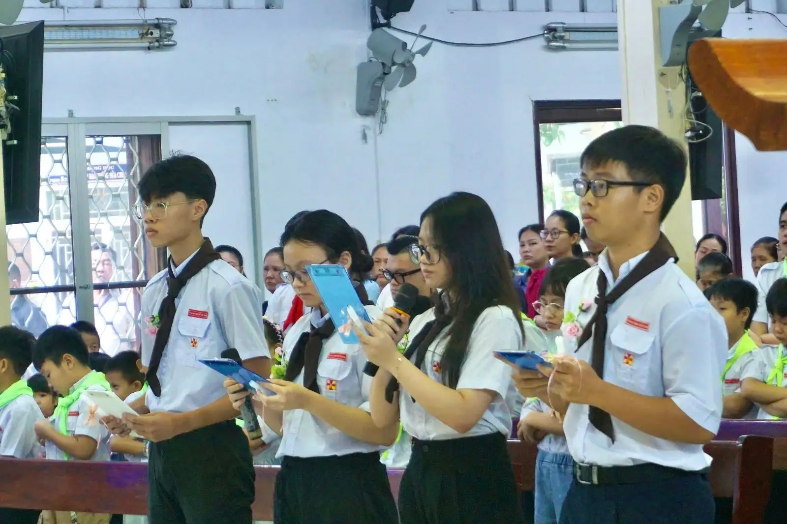 Kỷ niệm tuổi Nghĩa Sĩ: Thánh lễ Tuyên Hứa Bao Đồng và Rước Lễ Trọng Thể - ảnh 12
