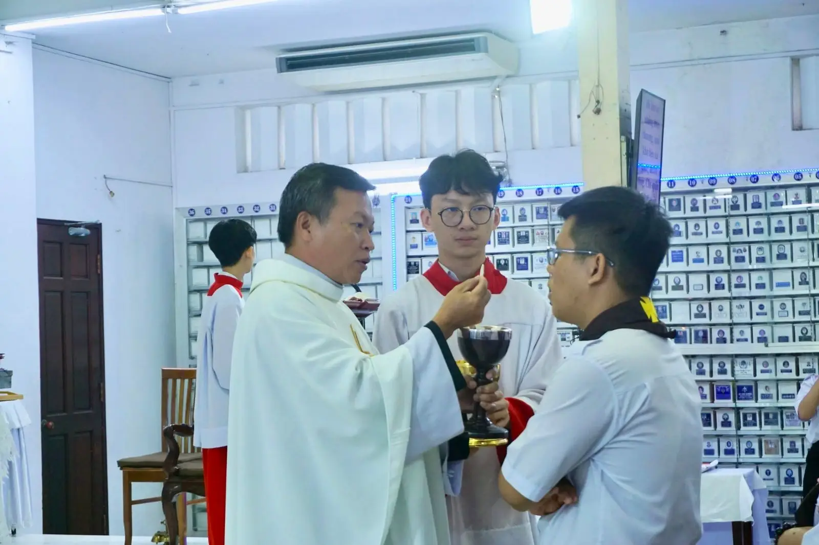 Kỷ niệm tuổi Nghĩa Sĩ: Thánh lễ Tuyên Hứa Bao Đồng và Rước Lễ Trọng Thể - ảnh 14