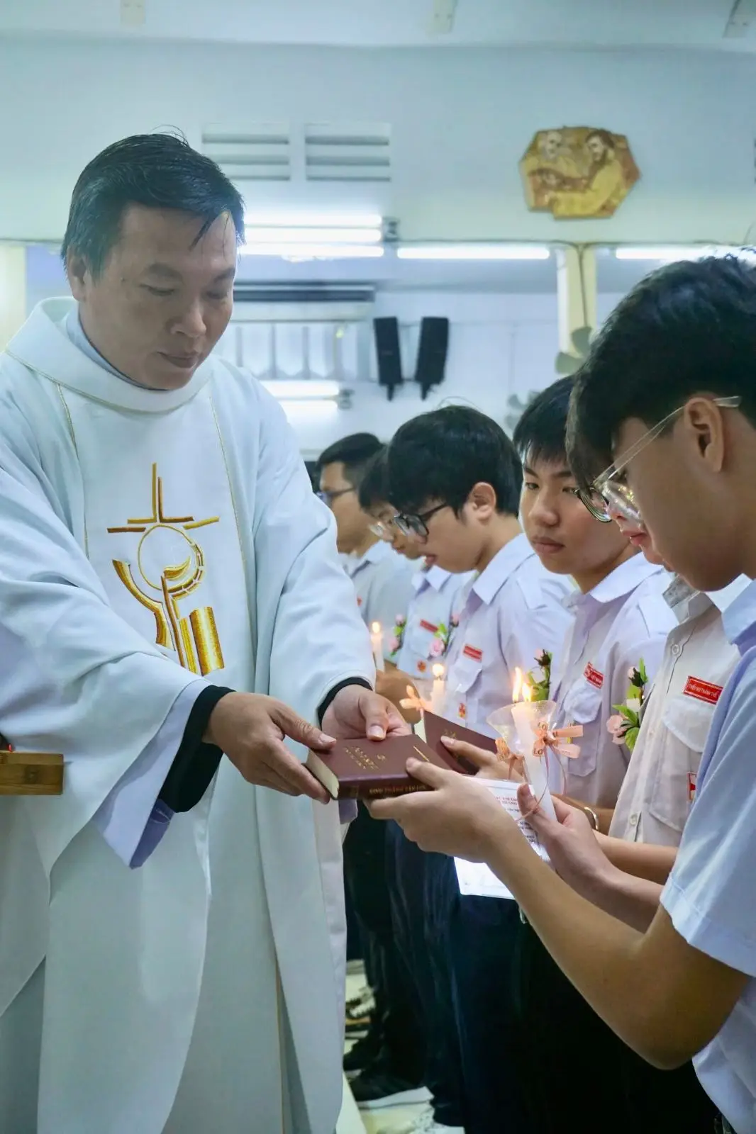Kỷ niệm tuổi Nghĩa Sĩ: Thánh lễ Tuyên Hứa Bao Đồng và Rước Lễ Trọng Thể - ảnh 31