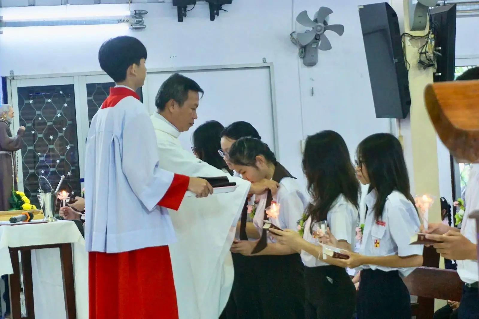 Kỷ niệm tuổi Nghĩa Sĩ: Thánh lễ Tuyên Hứa Bao Đồng và Rước Lễ Trọng Thể - ảnh 34