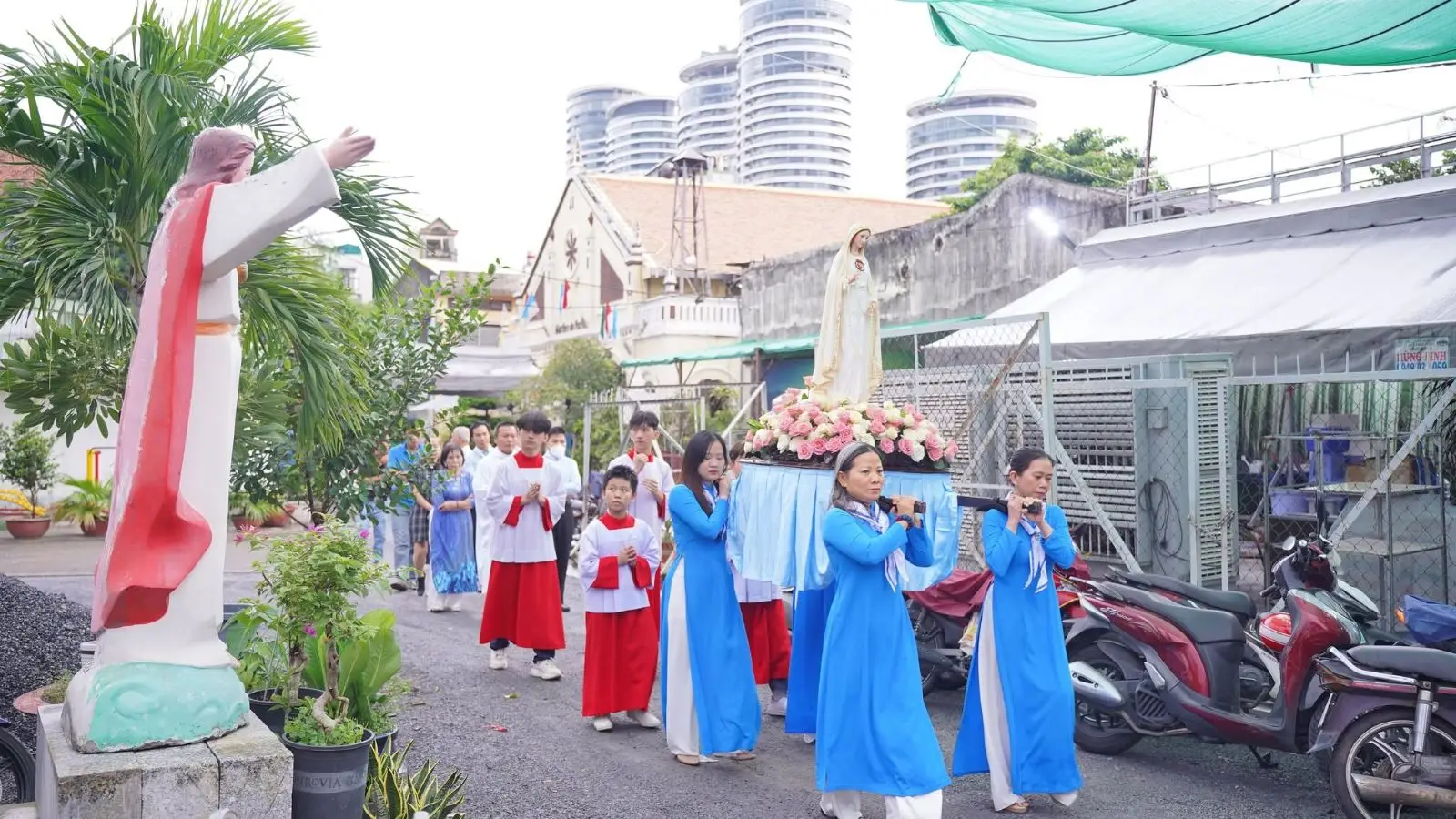 Lễ kính Thánh Piô 5 Dấu – Bổn mạng Giáo khu 2 và bài học của sự vâng phục - ảnh 14