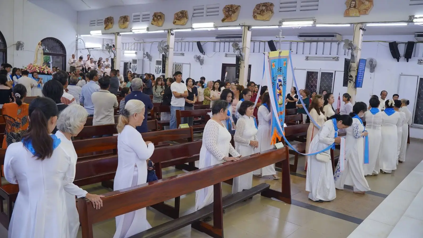 Lễ kính Thánh Piô 5 Dấu – Bổn mạng Giáo khu 2 và bài học của sự vâng phục - ảnh 20