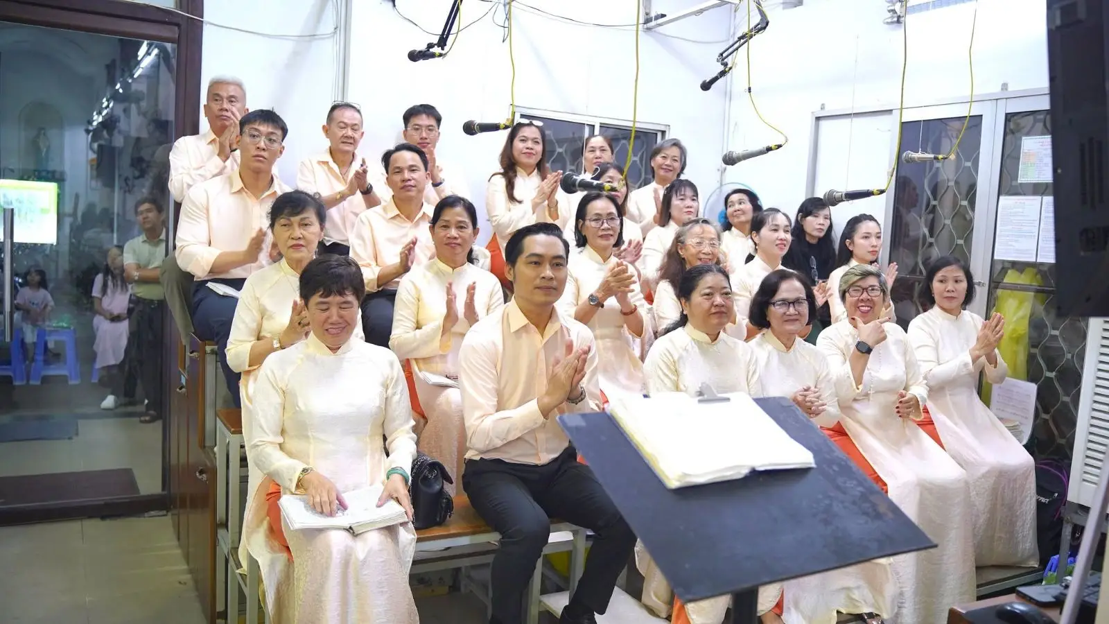 Lễ kính Thánh Piô 5 Dấu – Bổn mạng Giáo khu 2 và bài học của sự vâng phục - ảnh 61
