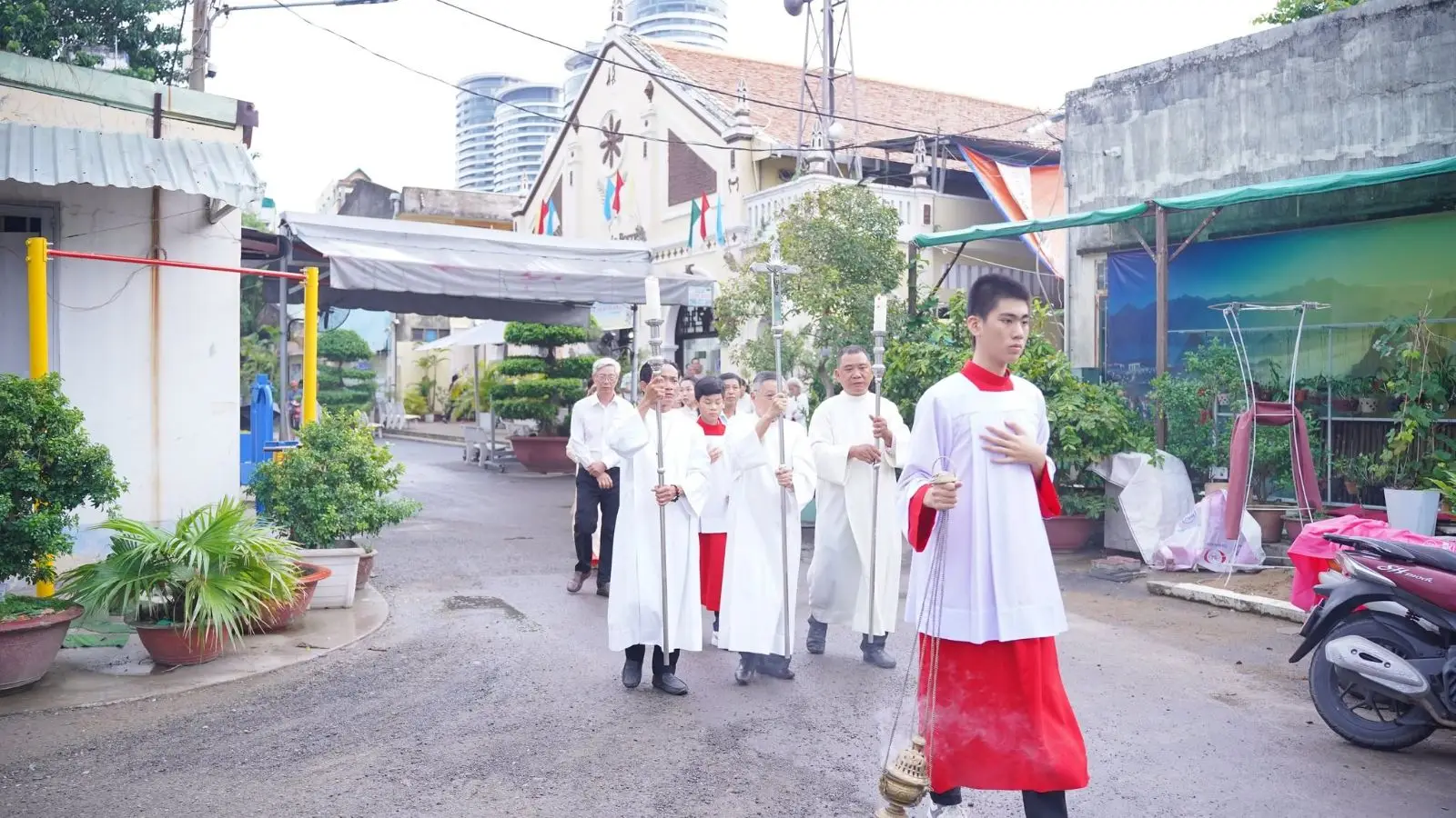 Lễ kính Thánh Piô 5 Dấu – Bổn mạng Giáo khu 2 và bài học của sự vâng phục - ảnh 9