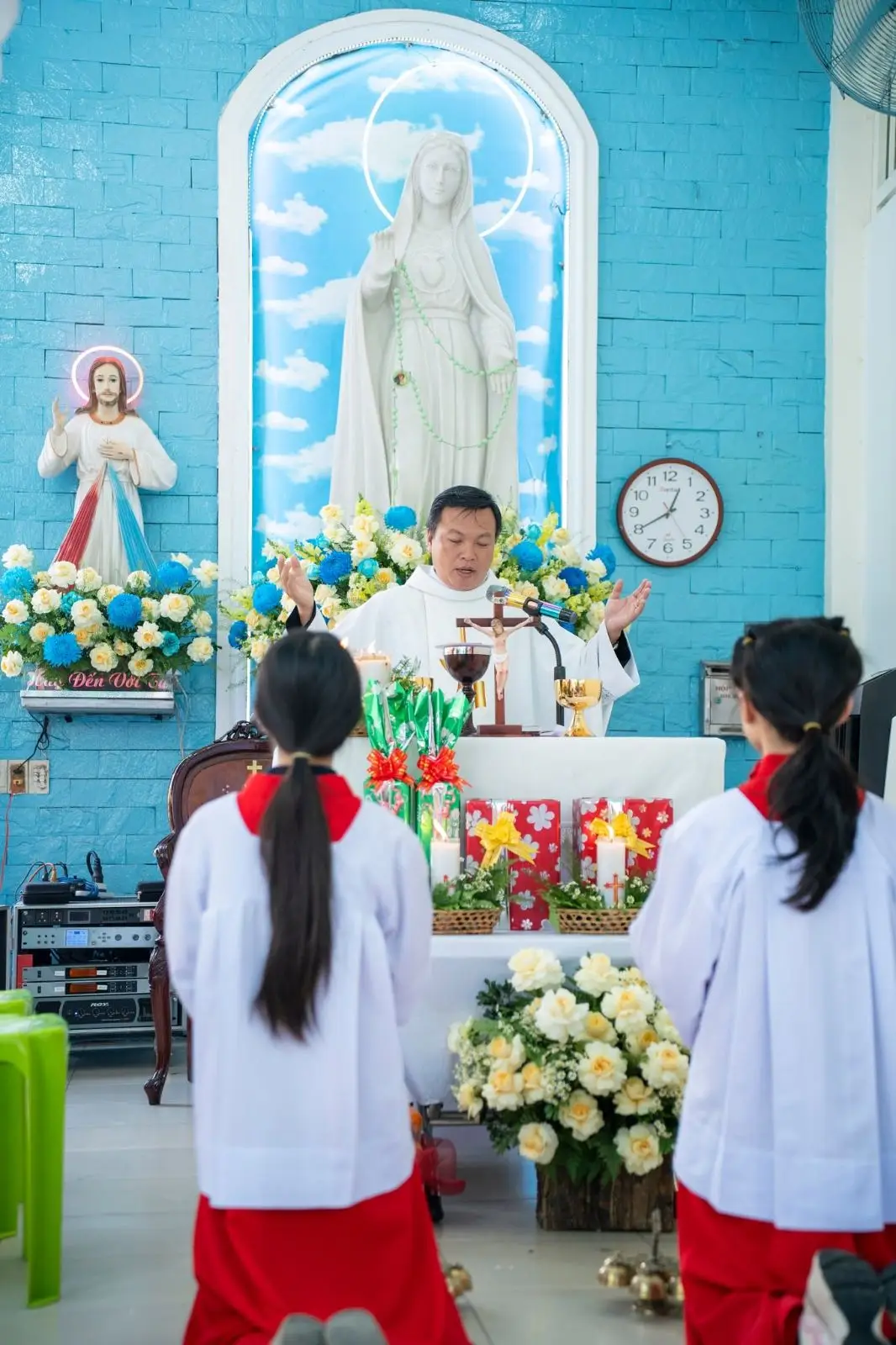 Mừng kính Đức Mẹ Fatima – bổn mạng Giáo khu 1 năm 2026 42 Mừng kính Đức Mẹ Fatima – bổn mạng Giáo khu 1 năm 2026 - ảnh 41