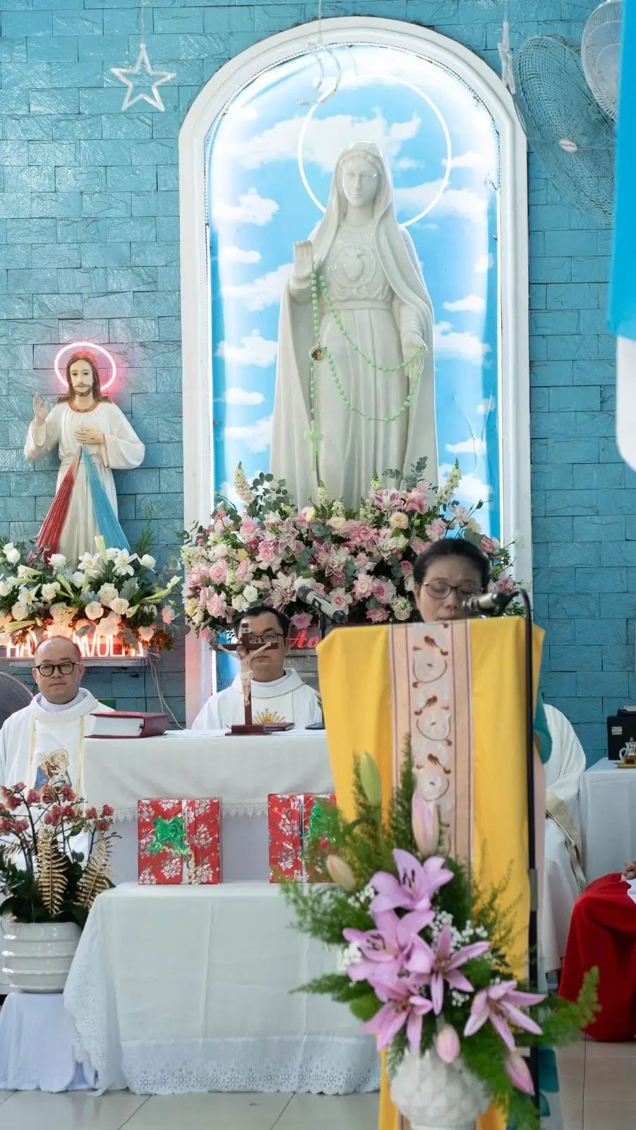 Mừng lễ Đức Mẹ Fatima – bổn mạng Giáo khu 1 Giáo xứ Thánh Martino 15 Mừng lễ Đức Mẹ Fatima – bổn mạng Giáo khu 1 Giáo xứ Thánh Martino - ảnh 14