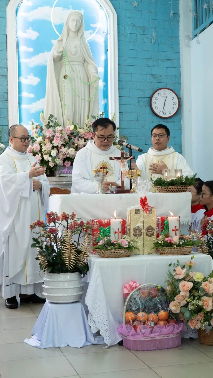 Mừng lễ Đức Mẹ Fatima – bổn mạng Giáo khu 1 Giáo xứ Thánh Martino 33 Mừng lễ Đức Mẹ Fatima – bổn mạng Giáo khu 1 Giáo xứ Thánh Martino - ảnh 32