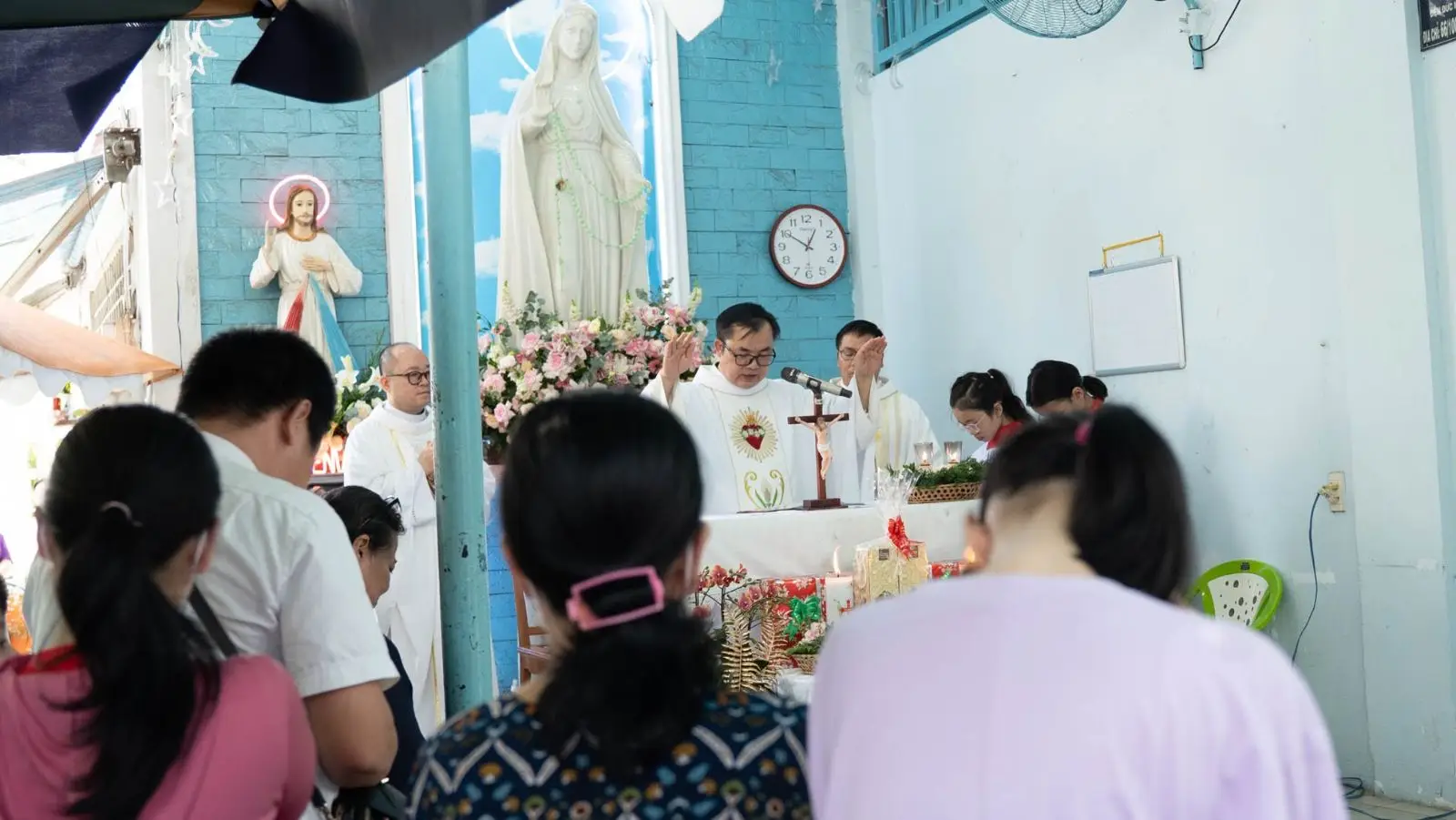 Mừng lễ Đức Mẹ Fatima – bổn mạng Giáo khu 1 Giáo xứ Thánh Martino 47 Mừng lễ Đức Mẹ Fatima – bổn mạng Giáo khu 1 Giáo xứ Thánh Martino - ảnh 46