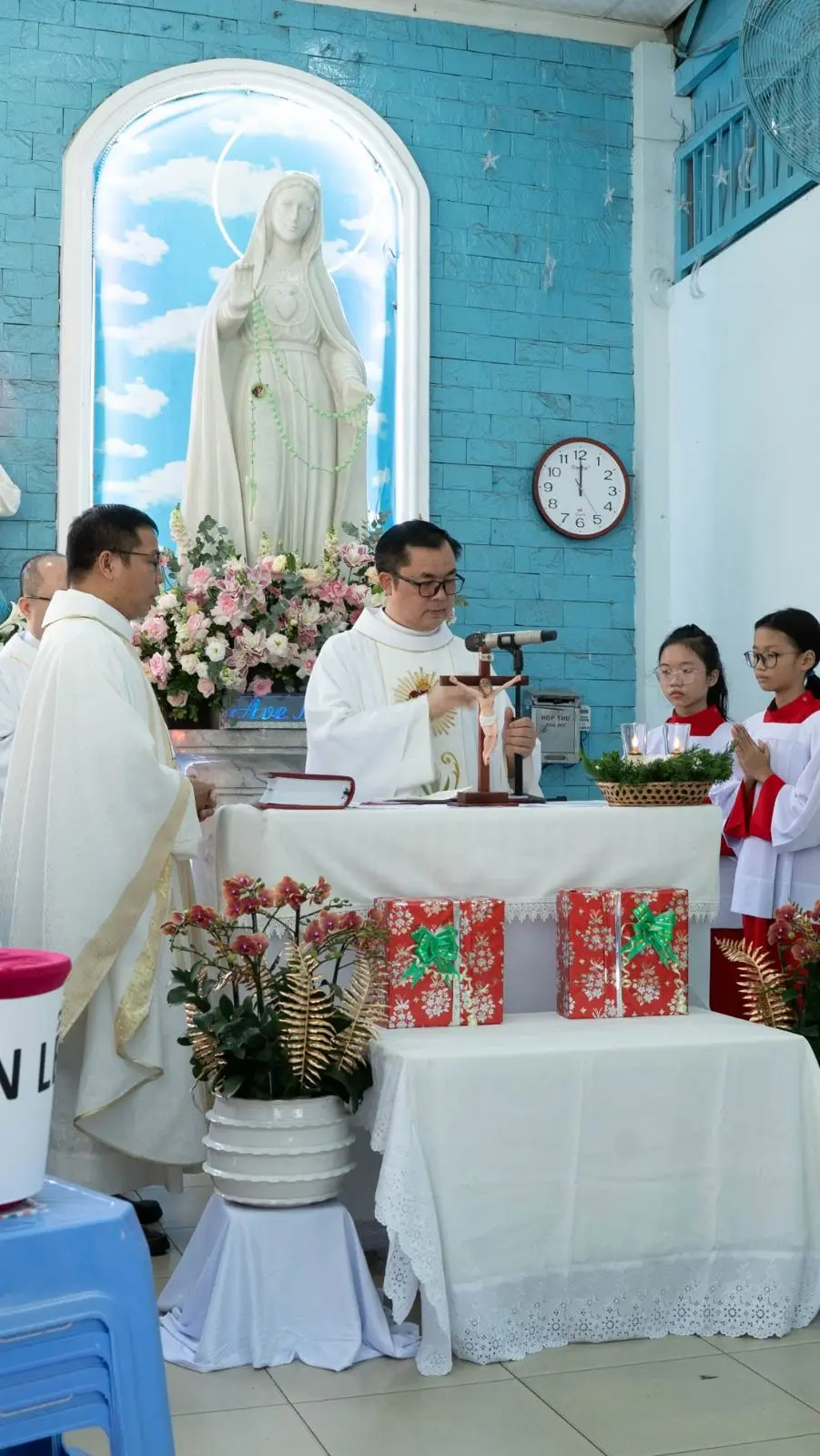 Mừng lễ Đức Mẹ Fatima – bổn mạng Giáo khu 1 Giáo xứ Thánh Martino 8 Mừng lễ Đức Mẹ Fatima – bổn mạng Giáo khu 1 Giáo xứ Thánh Martino - ảnh 7