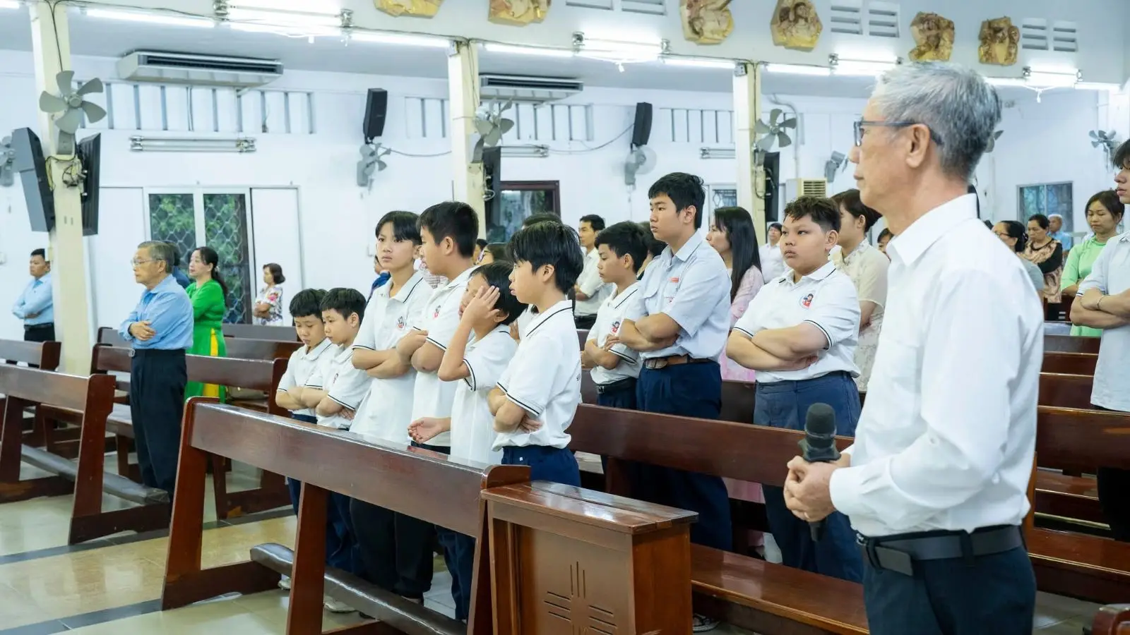Mừng lễ Thánh Giuse Thợ – quan thầy của Cha Sở Giáo xứ Thánh Martino 3 Mừng lễ Thánh Giuse Thợ – quan thầy của Cha Sở Giáo xứ Thánh Martino - ảnh 2