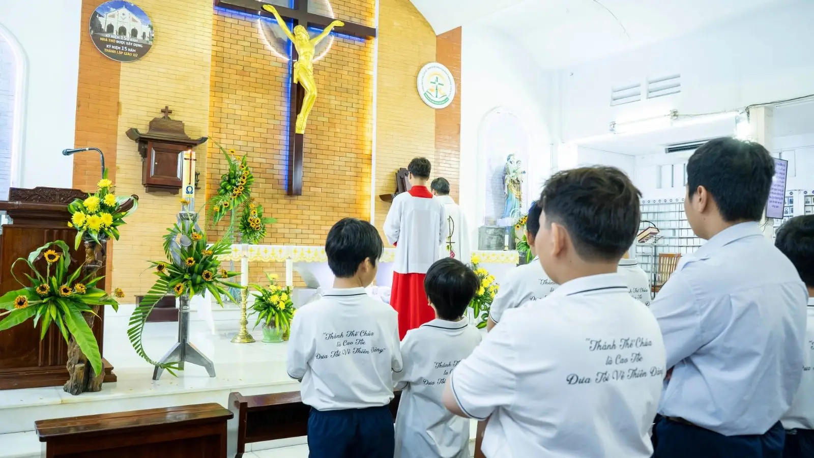 Mừng lễ Thánh Giuse Thợ – quan thầy của Cha Sở Giáo xứ Thánh Martino 7 Mừng lễ Thánh Giuse Thợ – quan thầy của Cha Sở Giáo xứ Thánh Martino - ảnh 6