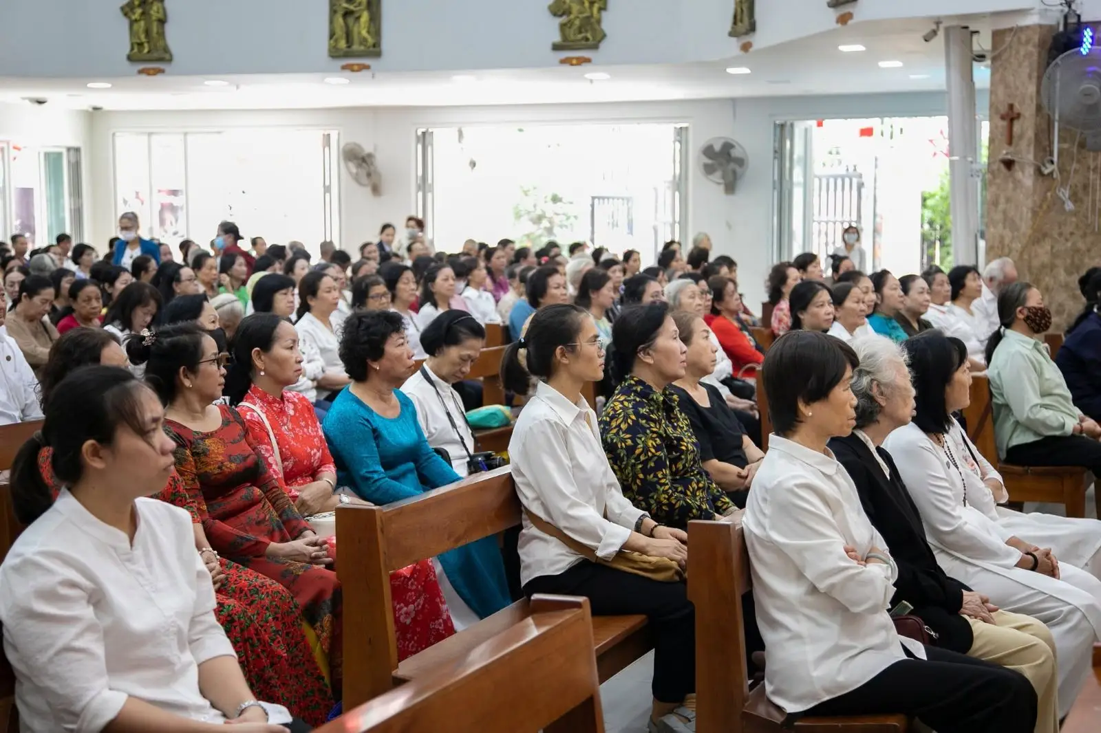 Những người hành hương của hy vọng 15 Những người hành hương của hy vọng - ảnh 14