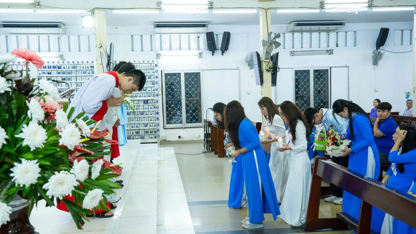 Thánh lễ Đức Mẹ dâng mình 21.11.2025 tại Giáo xứ Thánh Martino 49 Thánh lễ Đức Mẹ dâng mình 21.11.2025 tại Giáo xứ Thánh Martino - ảnh 48