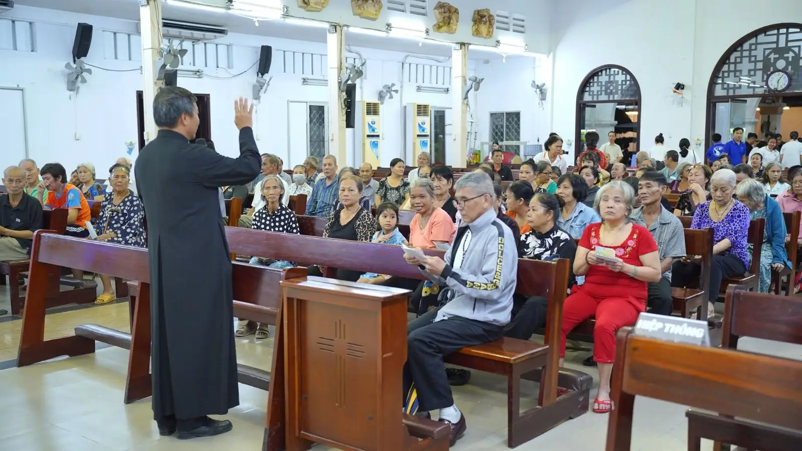 Thánh lễ Khánh Nhật Truyền Giáo tại Giáo xứ Martinô – Hạt Gia Định - ảnh 52