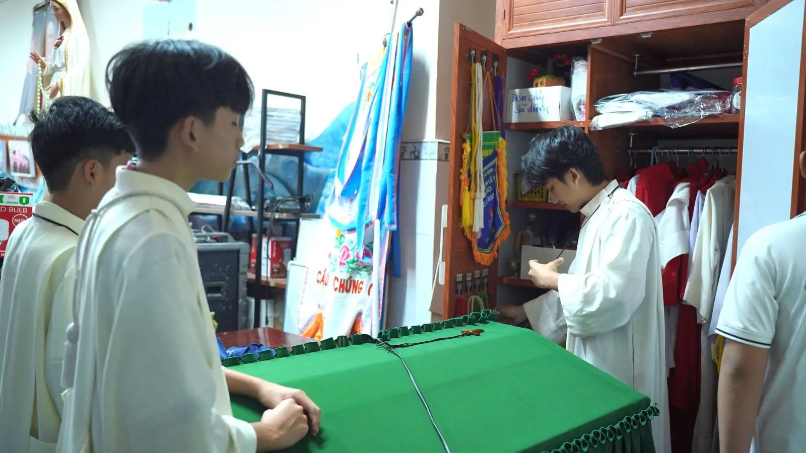 Thánh lễ mừng kính Thánh Carlo Acutis – Bổn mạng Ban Lễ sinh - ảnh 11
