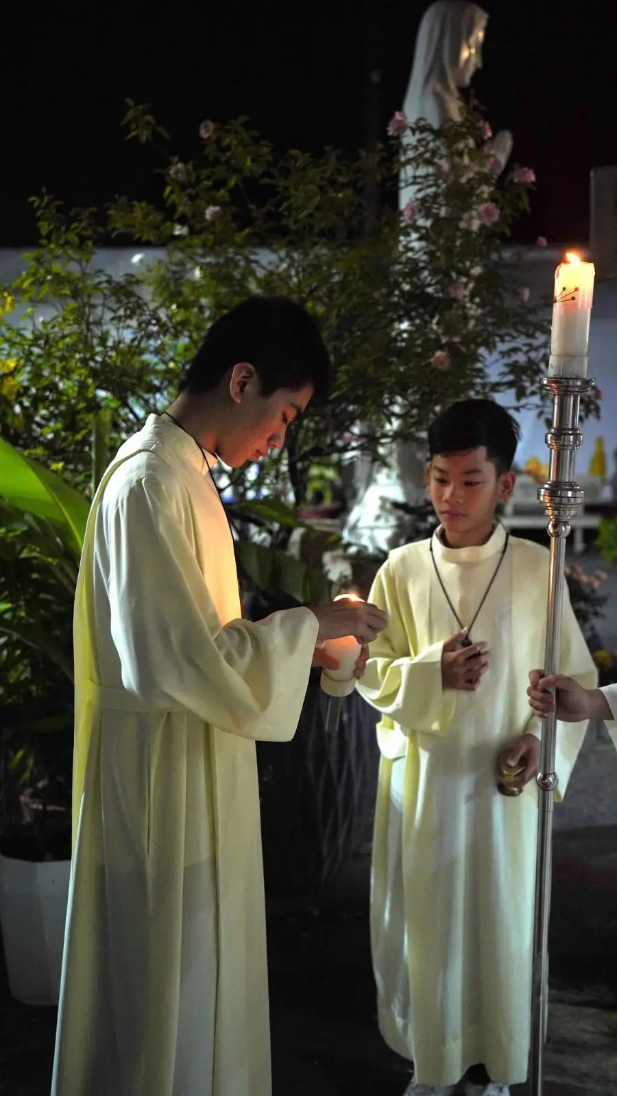 Thánh lễ mừng kính Thánh Carlo Acutis – Bổn mạng Ban Lễ sinh - ảnh 17