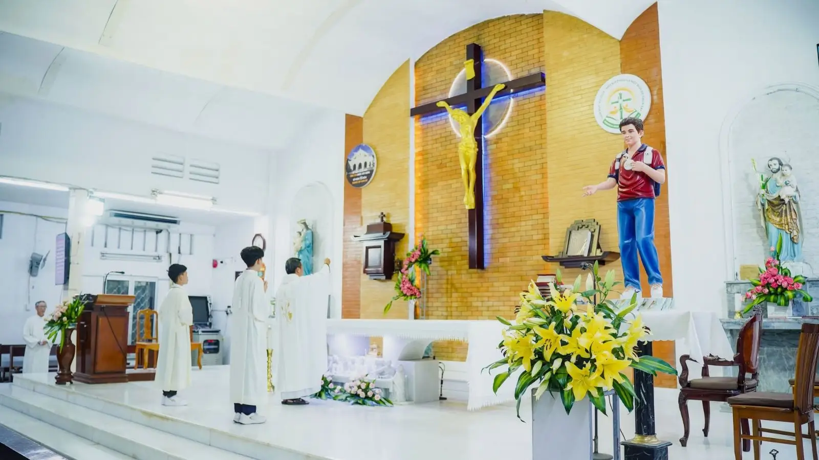 Thánh lễ mừng kính Thánh Carlo Acutis – Bổn mạng Ban Lễ sinh - ảnh 26