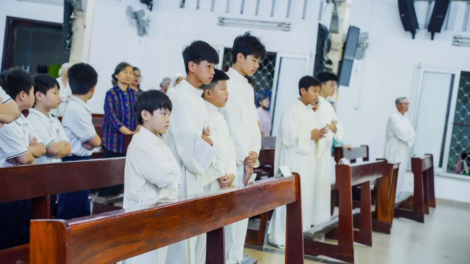 Thánh lễ mừng kính Thánh Carlo Acutis – Bổn mạng Ban Lễ sinh - ảnh 42