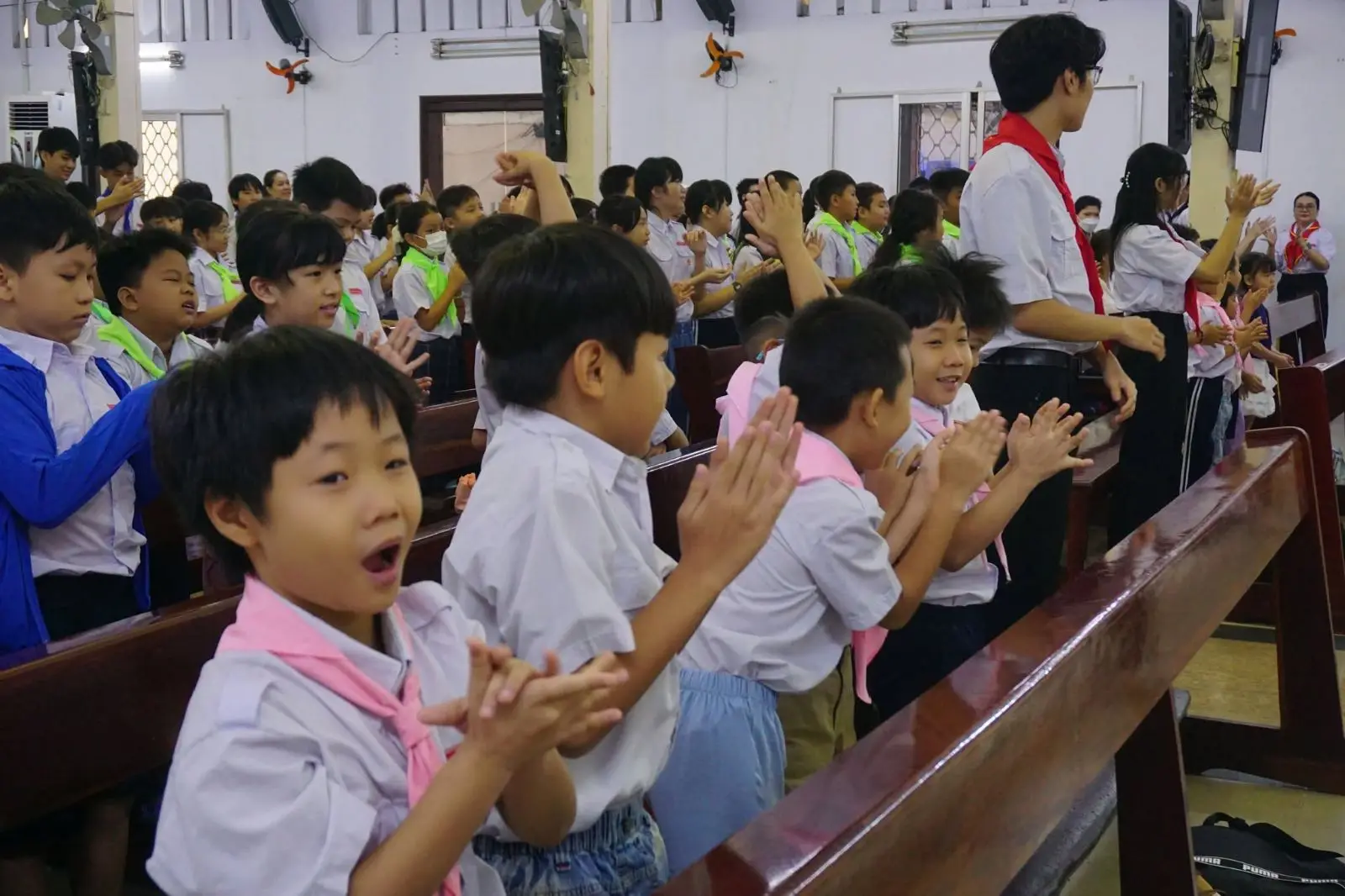 Thánh lễ Thiếu nhi và lễ khai giảng năm học 2025–2026 47 Thánh lễ Thiếu nhi và lễ khai giảng năm học 2025–2026 - ảnh 46