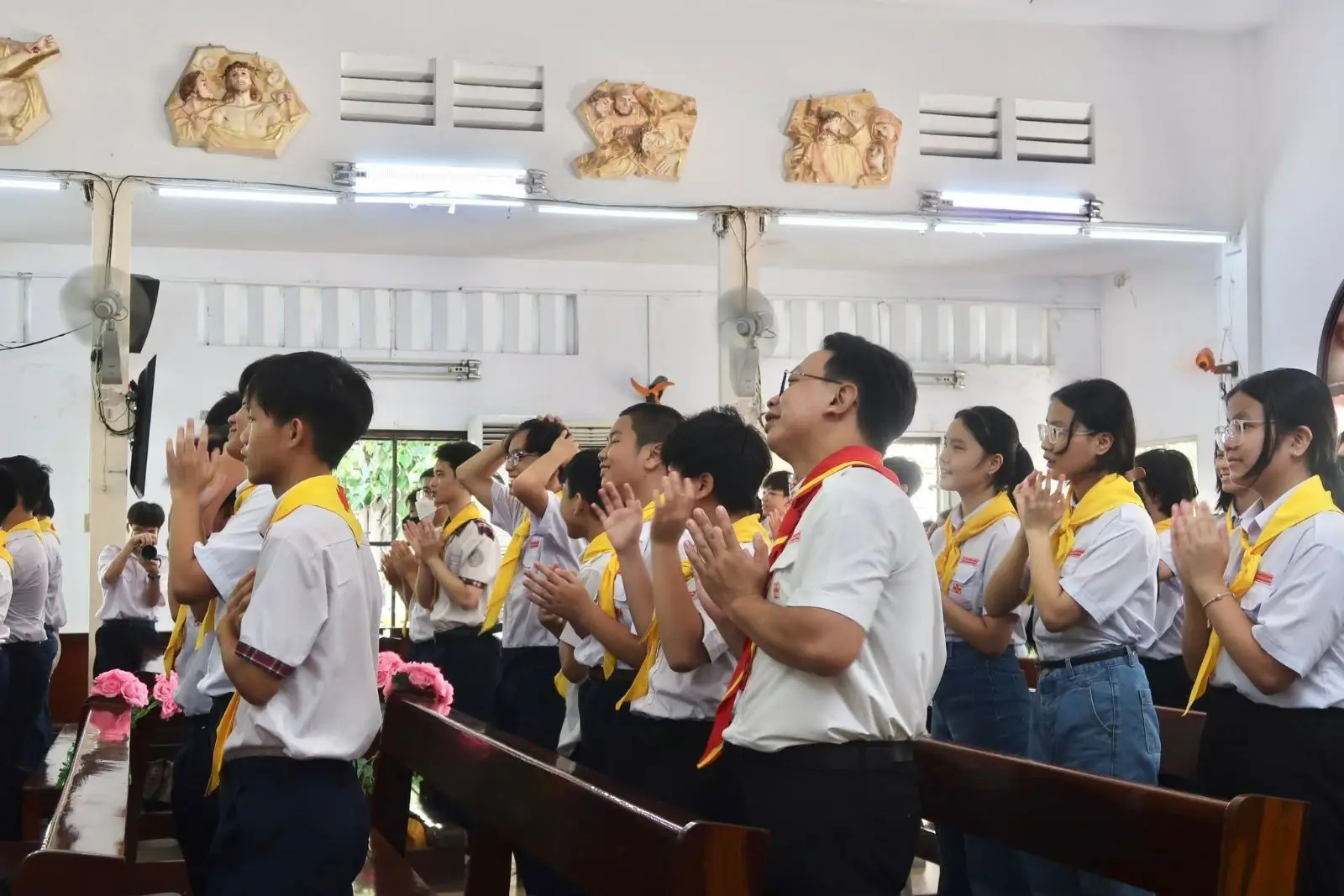 Thánh lễ tổng kết năm học 2024–2025 và đón mùa hè 29 Thánh lễ tổng kết năm học 2024–2025 và đón mùa hè - ảnh 28